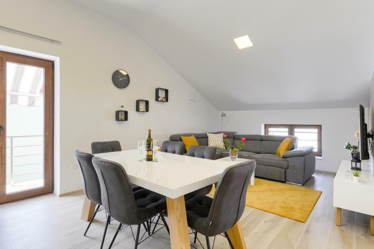 Apartmani Bosa Zadar Exterior foto